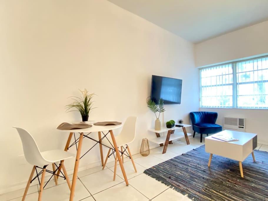 Miami Beach Home Near The Ocean المظهر الخارجي الصورة